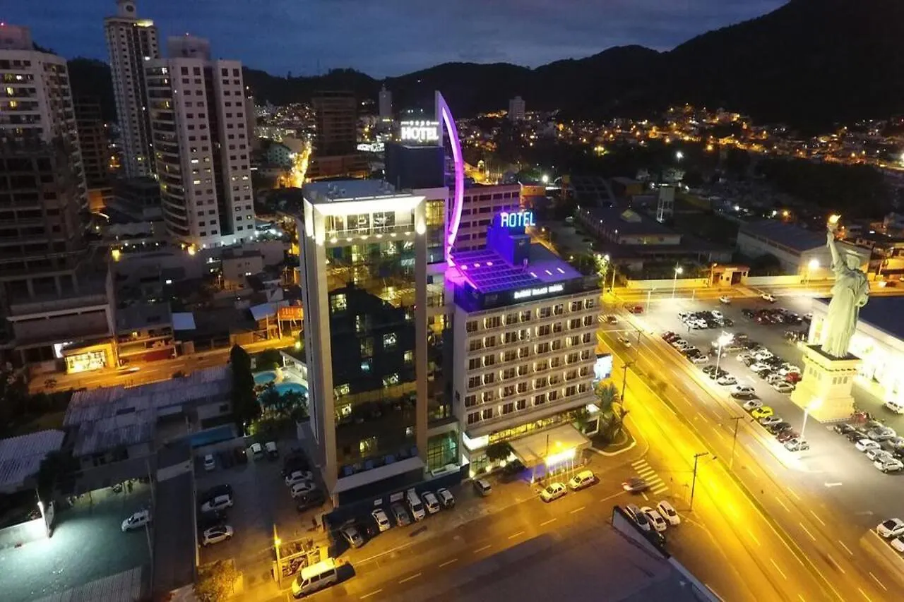 Sandri Palace Hotel Itajaí Brasil